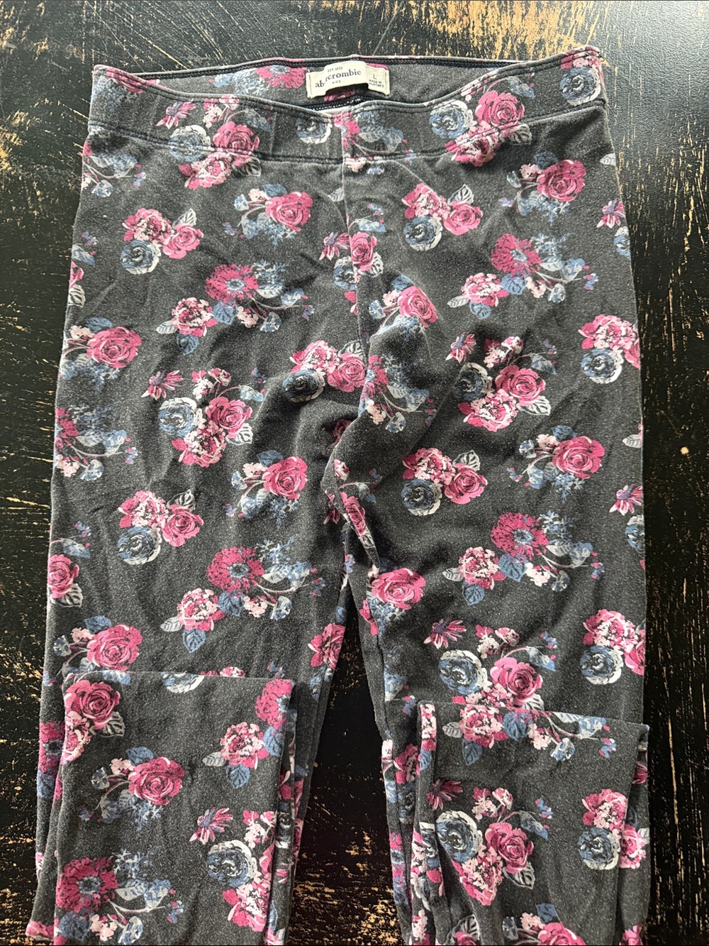 abercrombie kids Charcoal Floral Leggings with Pink Roses